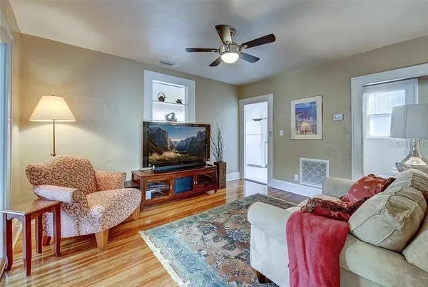 $1,100,000 | 1024 16th Avenue North, St. Petersburg, FL 33704