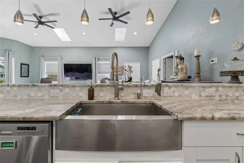 $1,100,000 | 1024 16th Avenue North, St. Petersburg, FL 33704