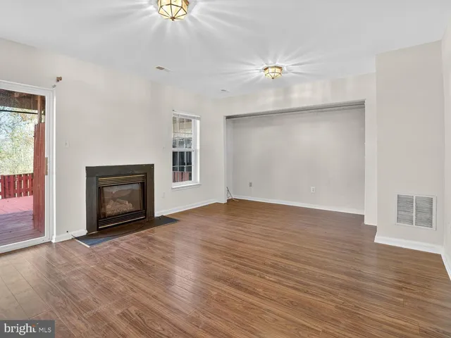 $2,800 | 3844 Koval Lane, Woodbridge, VA 22192