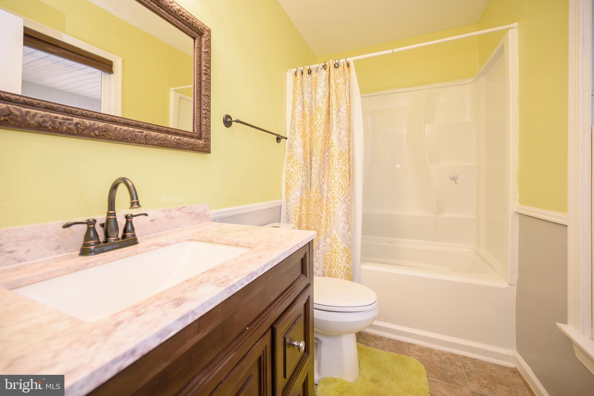12489 Tower Road Unionville, VA 22567 - Photo 45 of 46 Master bath