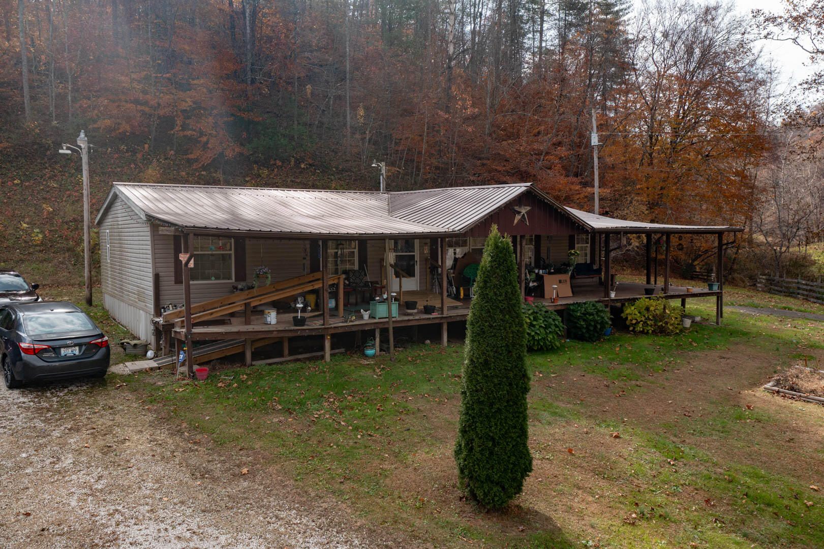 635 Shockey Fork Road Campton, KY 41301 - Photo 2 of 29 DJI_0777
