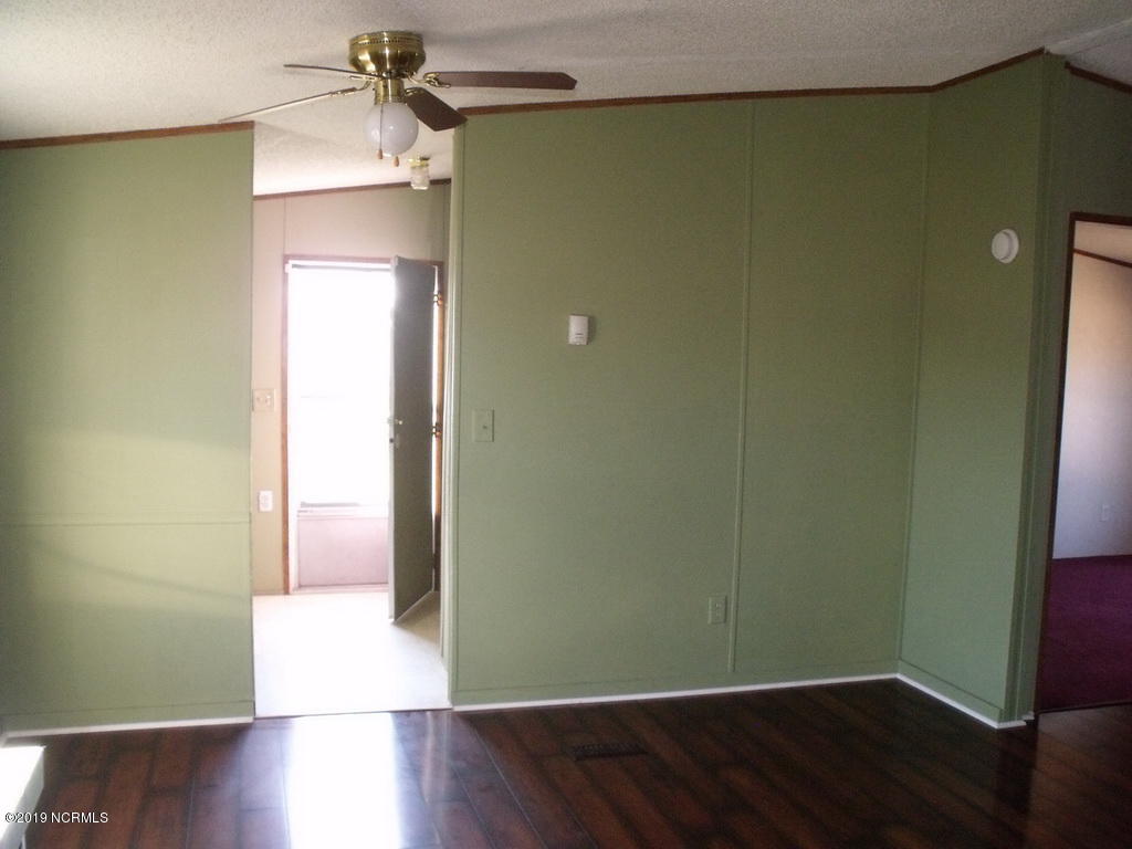 2580 Bailey Road Williamston, NC 27892 - Photo 9 of 20 45 DINING
