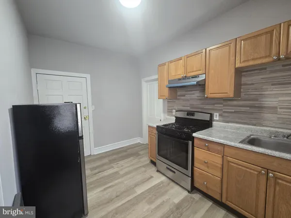 $900 | 5526 North Mascher Street, Philadelphia, PA 19120