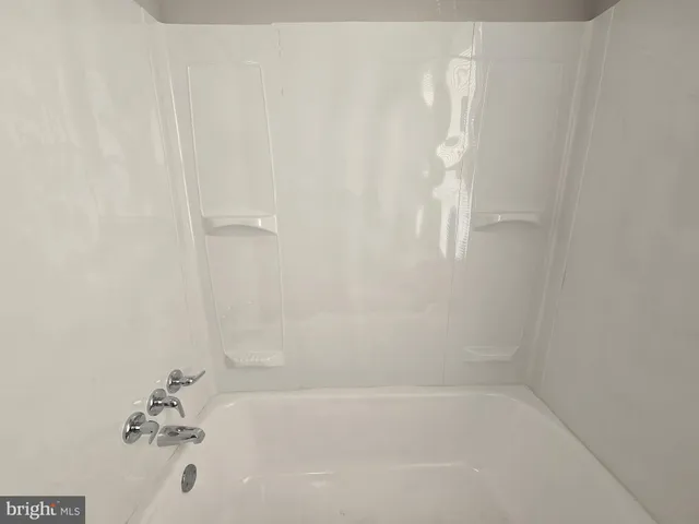 $950 | 5526 North Mascher Street, Philadelphia, PA 19120