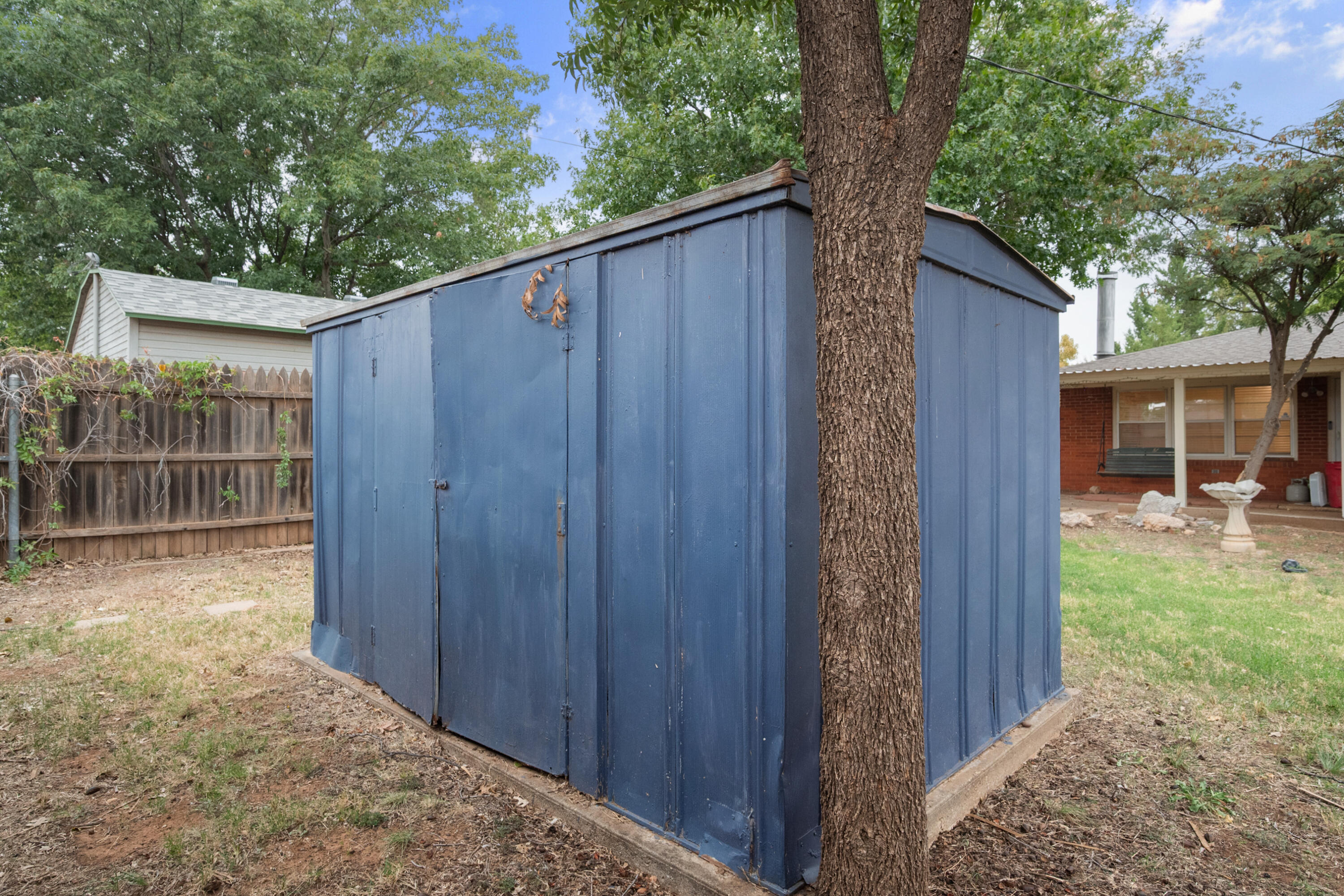 4915 11th Street Lubbock, TX 79416 - Photo 27 of 28 a view of a backyard