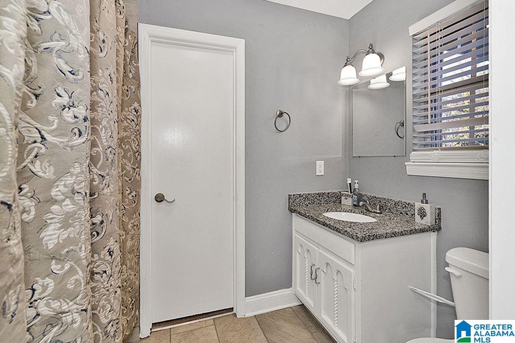 1329 Highpoint Terrace Birmingham, AL 35235 - Photo 11 of 19