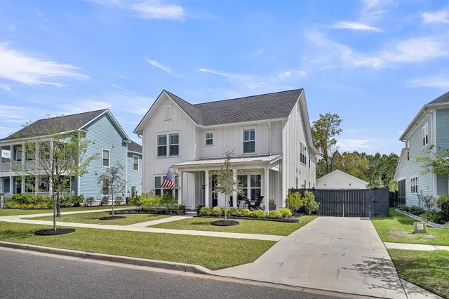 $769,000 | 116 Backhurst Drive, Summerville, SC 29486