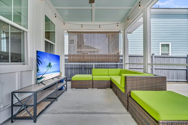 $769,000 | 116 Backhurst Drive, Summerville, SC 29486