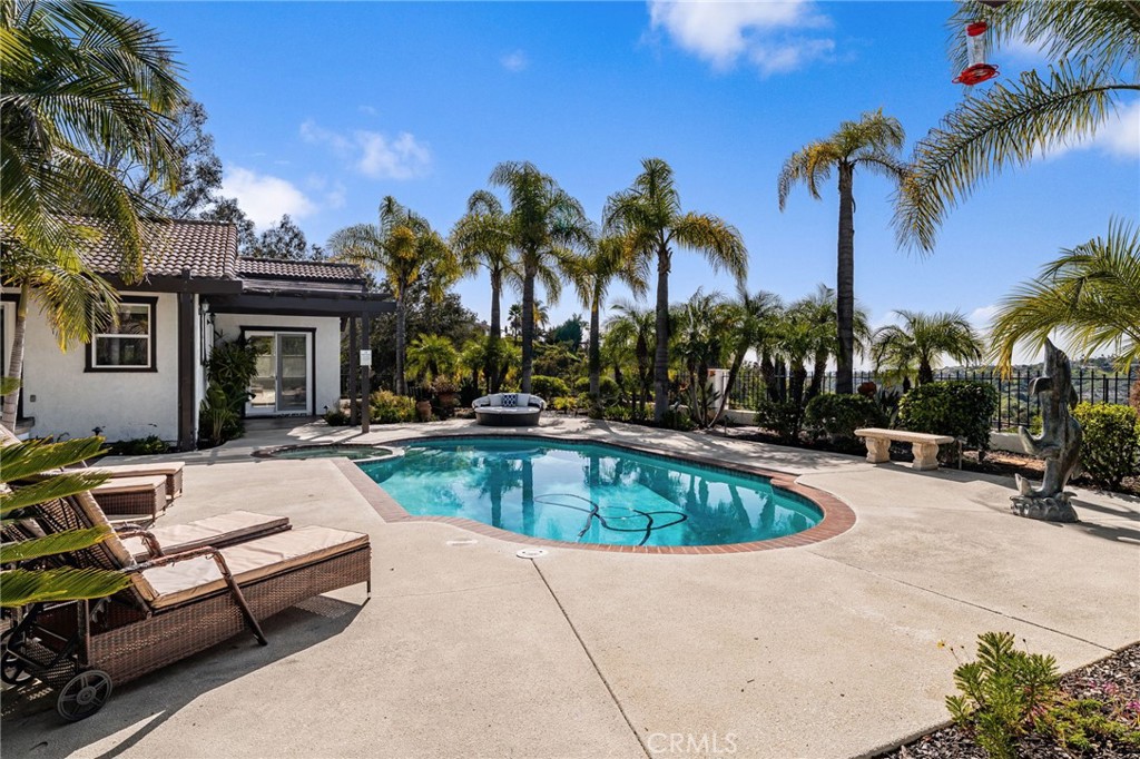 2465 Via Oeste Drive Fallbrook, CA 92028 - Photo 31 of 44