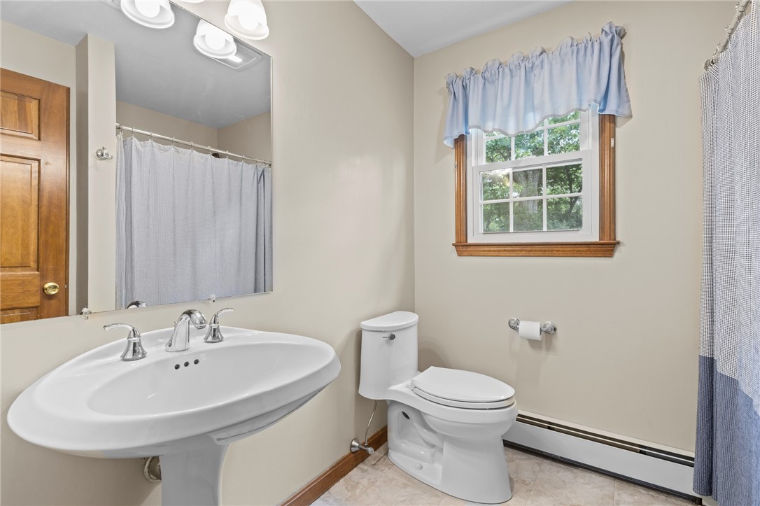 157 Tara Lane Woonsocket, RI 02895 - Photo 24 of 33
