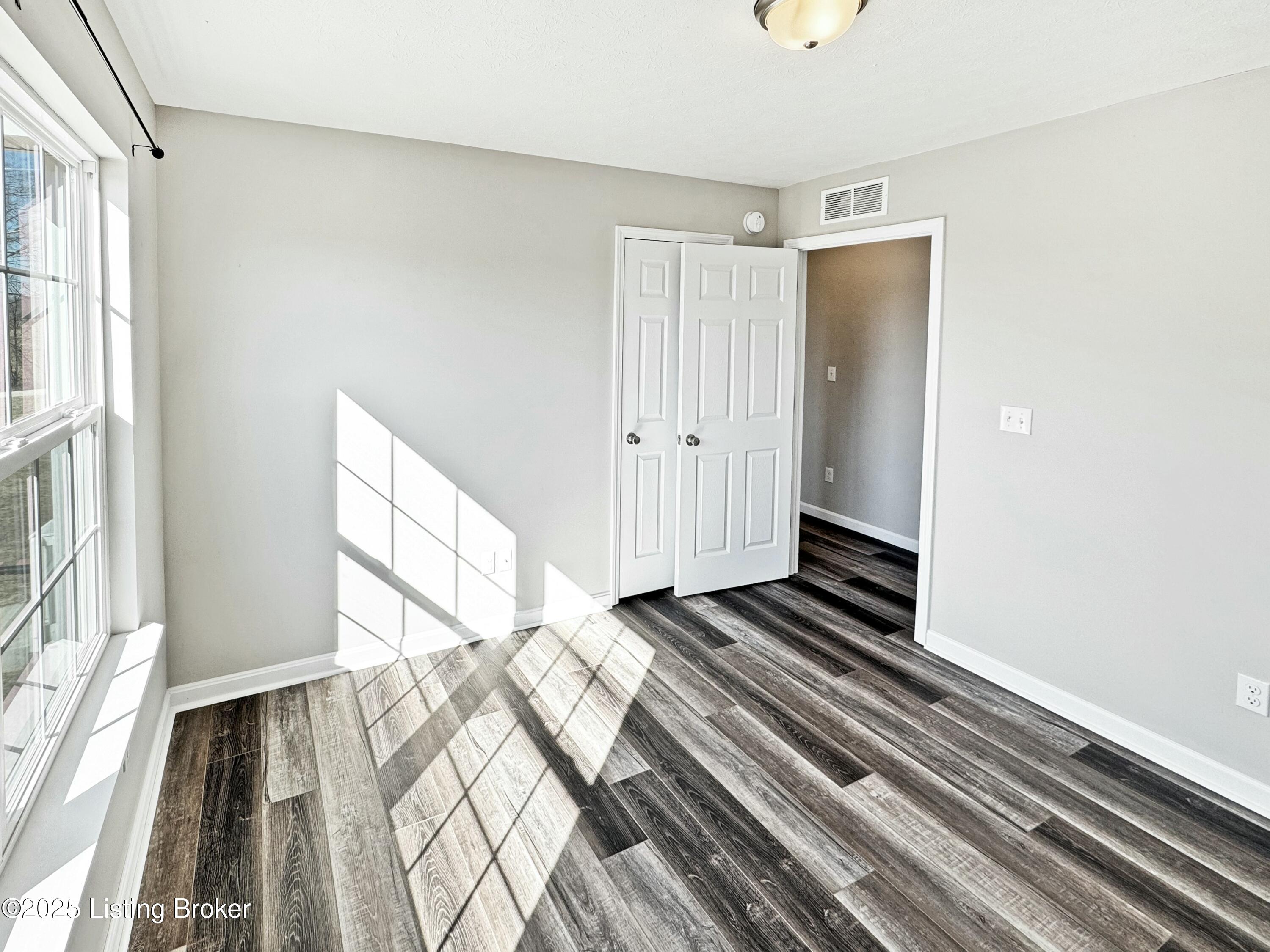 3050 North Midway Road Brandenburg, KY 40108 - Photo 16 of 29 tempImageigLJq6