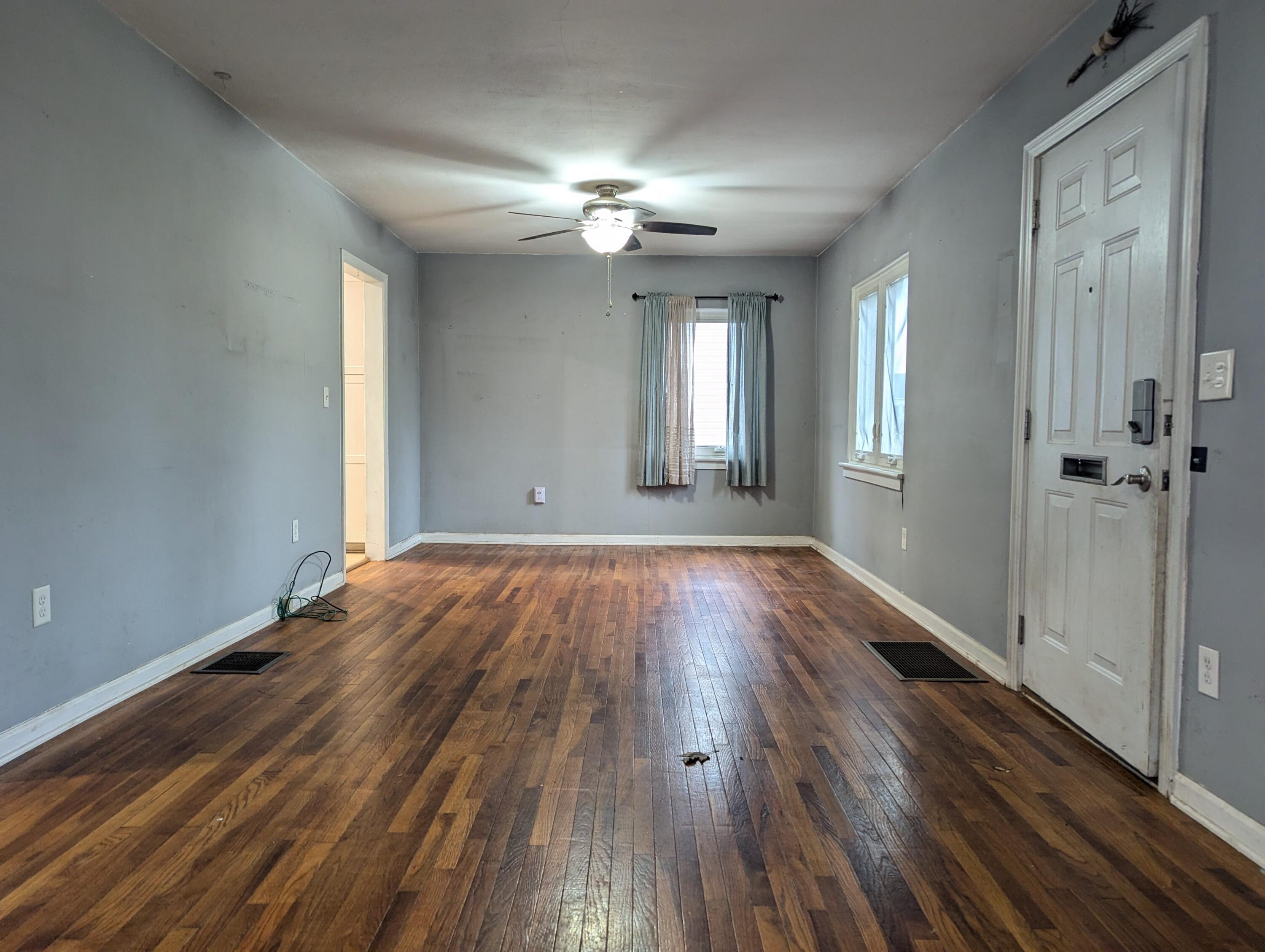 2434 Irwin Avenue Springfield, OH 45505 - Photo 3 of 9 Gallery Image 3