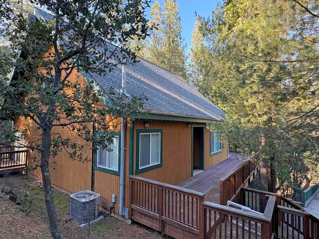 $559,000 | 20015 Pine Mountain Drive, Groveland, CA 95321