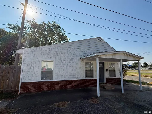 $99,900 | 1100 Catherine Street, Metropolis, IL 62960