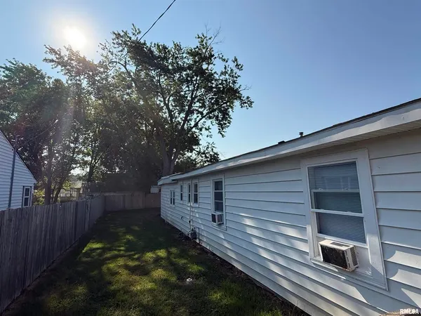 $99,900 | 1100 Catherine Street, Metropolis, IL 62960