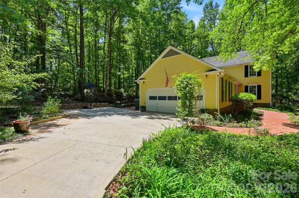 $698,975 | 109 Fairway Drive, Fort Mill, SC 29715