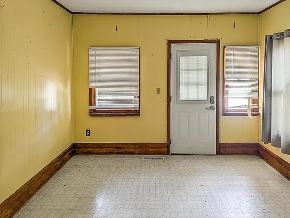 $217,500 | 10155 Highway 56, Aurora, IN 47001