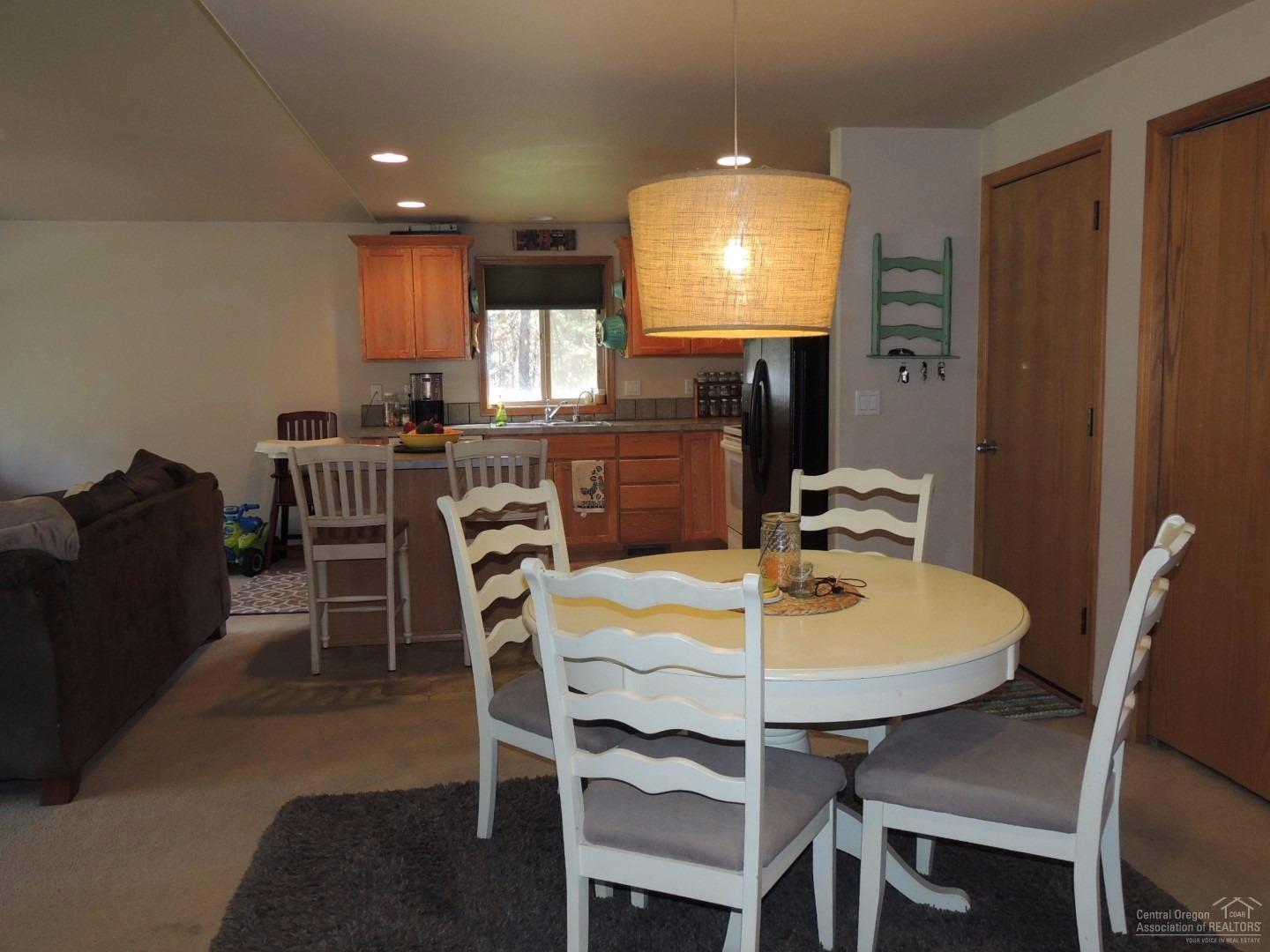 17220 Jacinto Road Bend, OR 97707 - Photo 7 of 20 Additional Photo