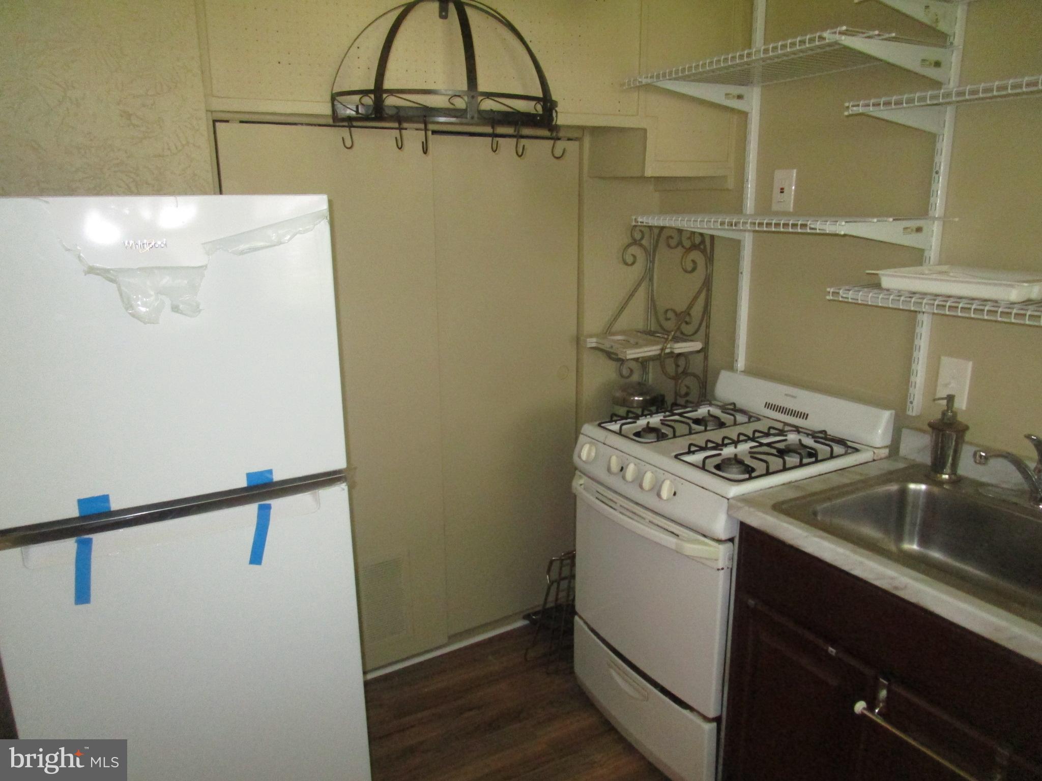 2816 Keating Street, Unit 164 Temple Hills, MD 20748 - Photo 6 of 25 a utility room with dryer and washer