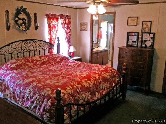 7744 Wagon Run Road Gloucester, VA 23061 - Photo 12 of 28