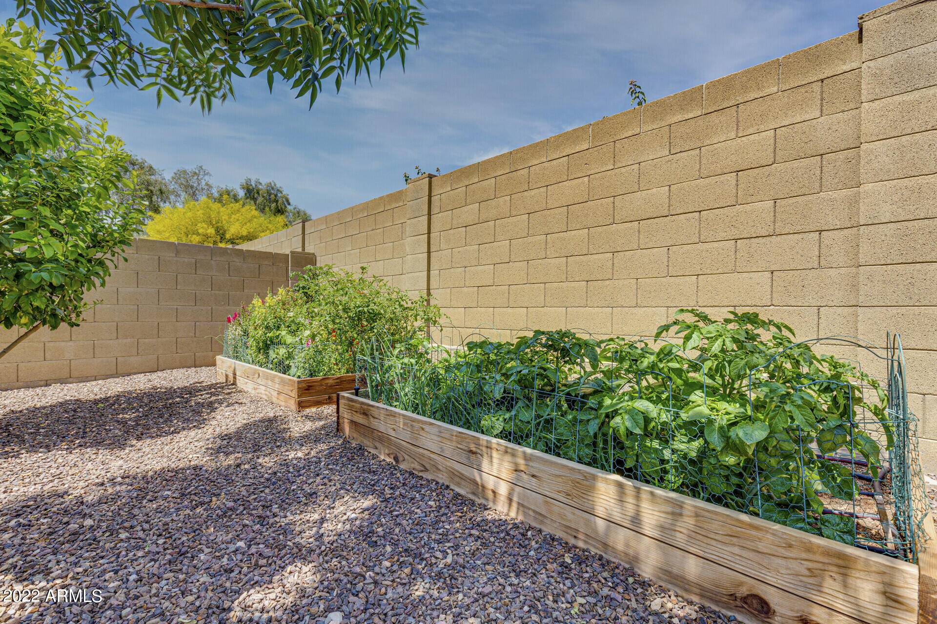 2725 East Mine Creek Road, Unit 1225 Phoenix, AZ 85024 - Photo 28 of 40 28_2725EMineCreekRdUnit122528_mls