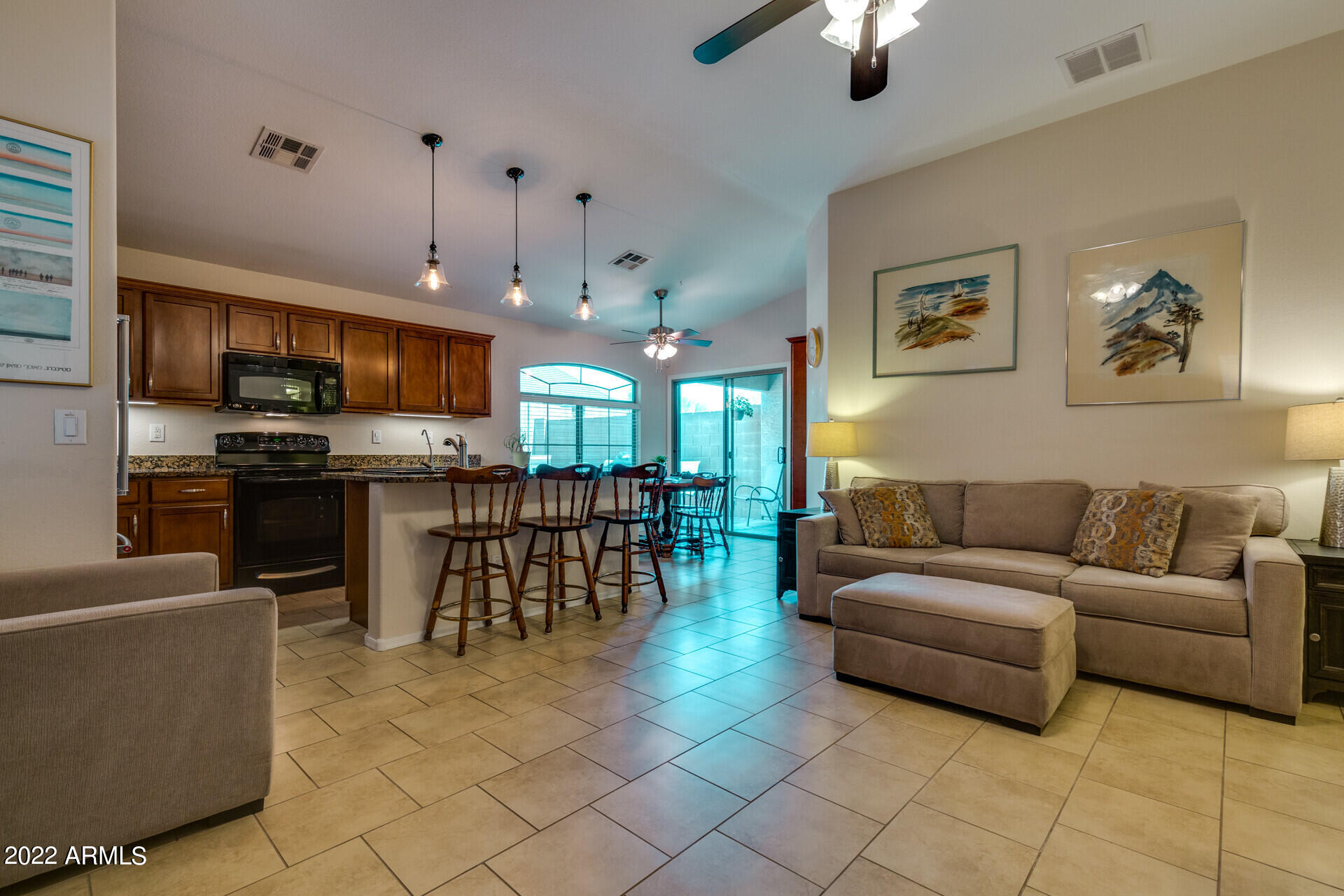 2725 East Mine Creek Road, Unit 1225 Phoenix, AZ 85024 - Photo 4 of 40 04_2725EMineCreekRdUnit122504_mls