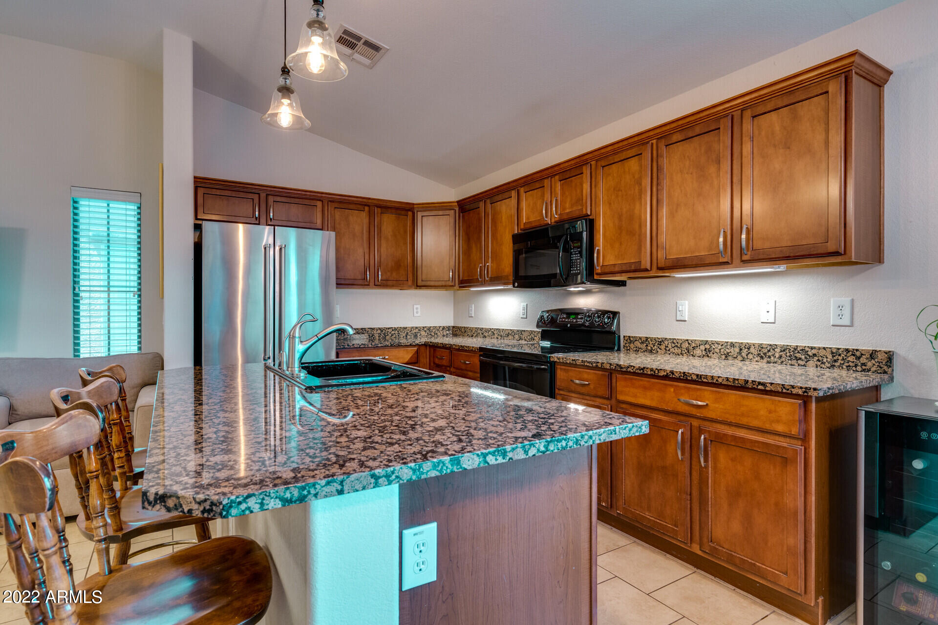 2725 East Mine Creek Road, Unit 1225 Phoenix, AZ 85024 - Photo 10 of 40 10_2725EMineCreekRdUnit122510_mls
