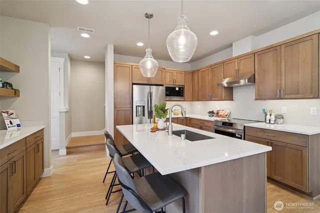 $799,900 | 4265 Stossel Avenue, Carnation, WA 98014