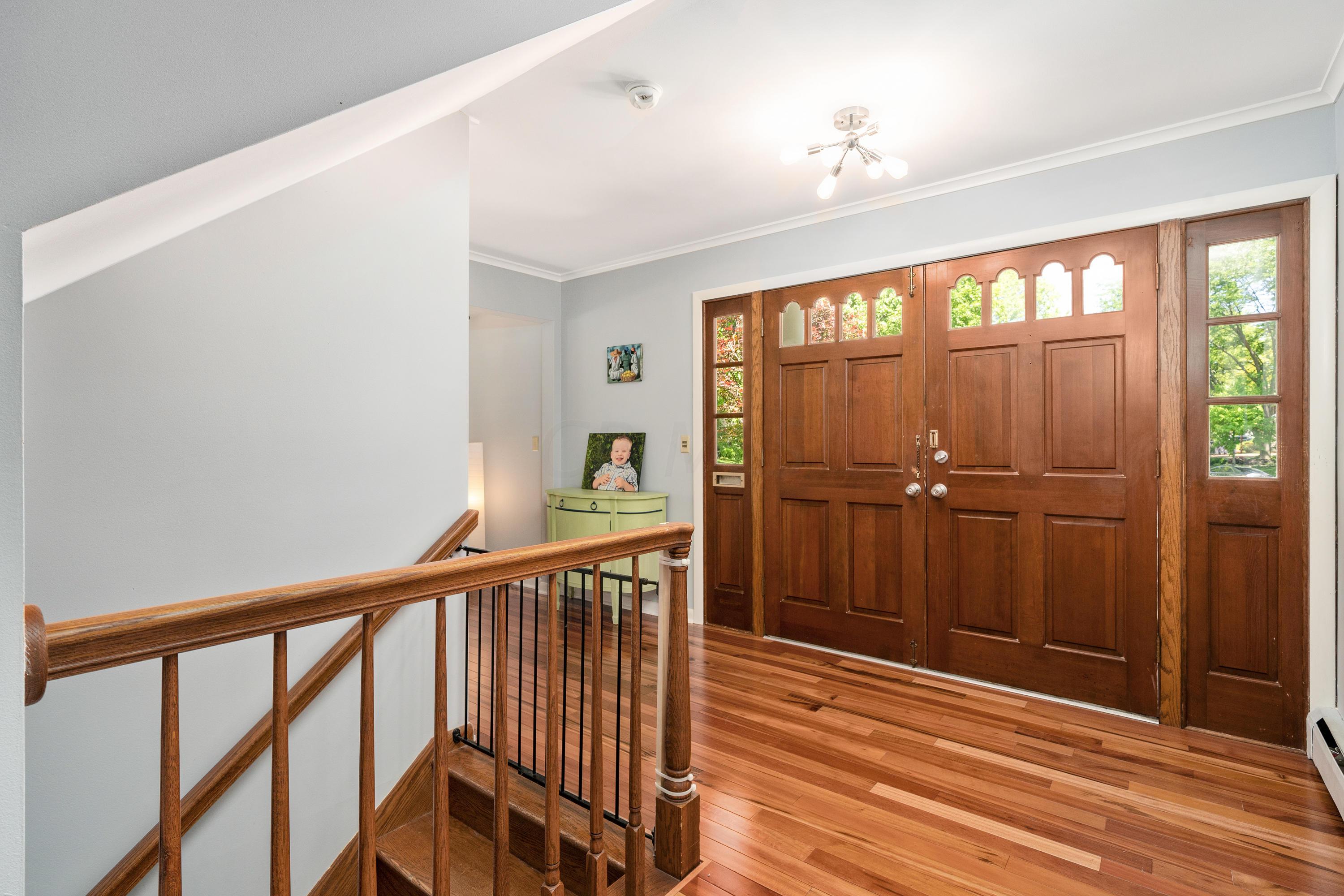 4012 Longhill Road Columbus, OH 43220 - Photo 3 of 70