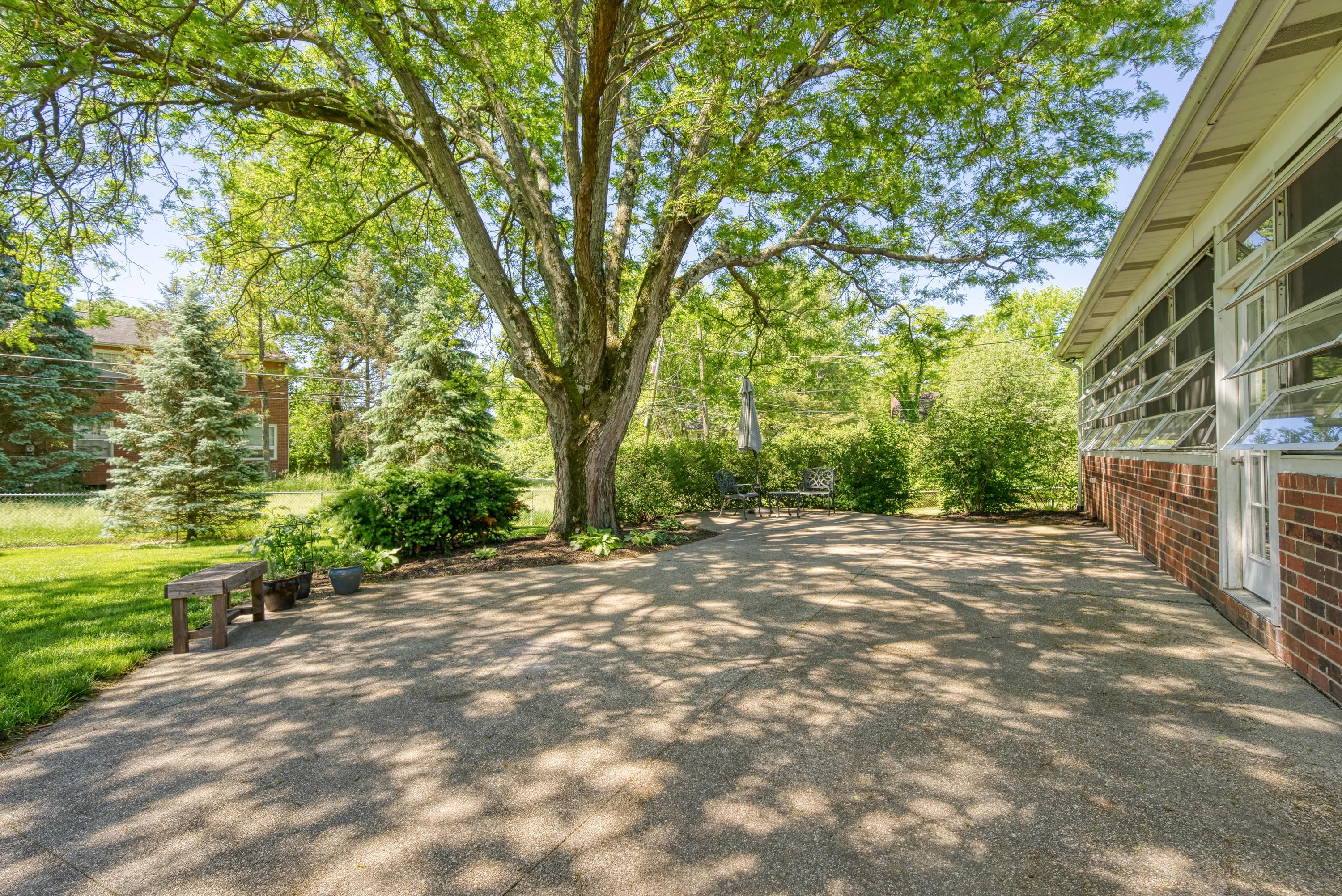 4012 Longhill Road Columbus, OH 43220 - Photo 60 of 70