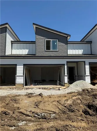 $324,900 | 3336 Northeast 87th Street, Unit 1D, Kansas City, MO 64156