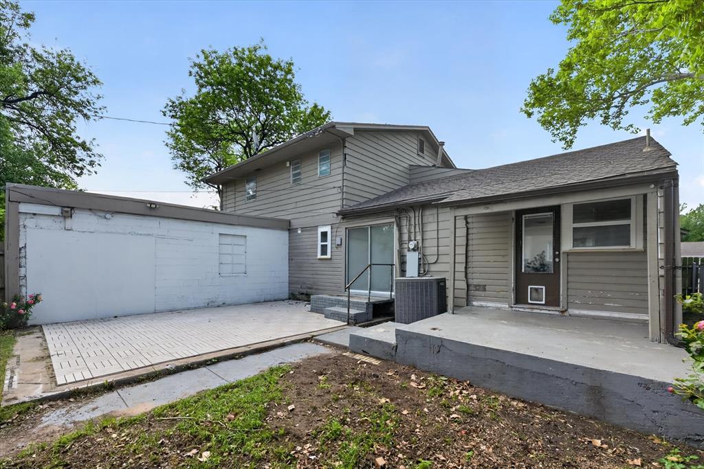 1817 Ruth Street Arlington, TX 76010 - Photo 13 of 16