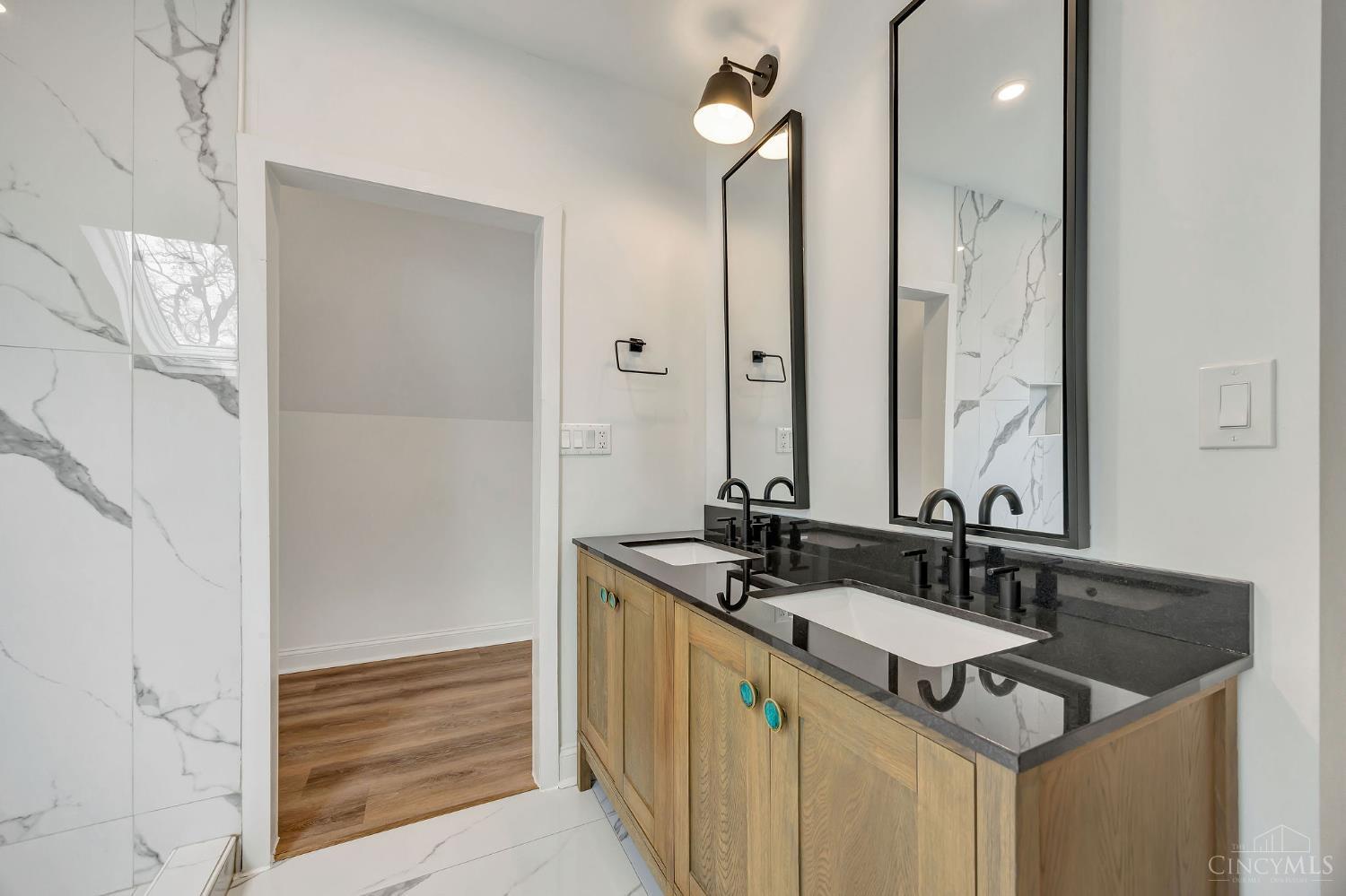 6121 Roe Street Cincinnati, OH 45227 - Photo 44 of 56 Gallery Image 44