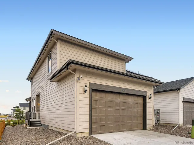 $419,000 | 625 Aspen Avenue, Bennett, CO 80102