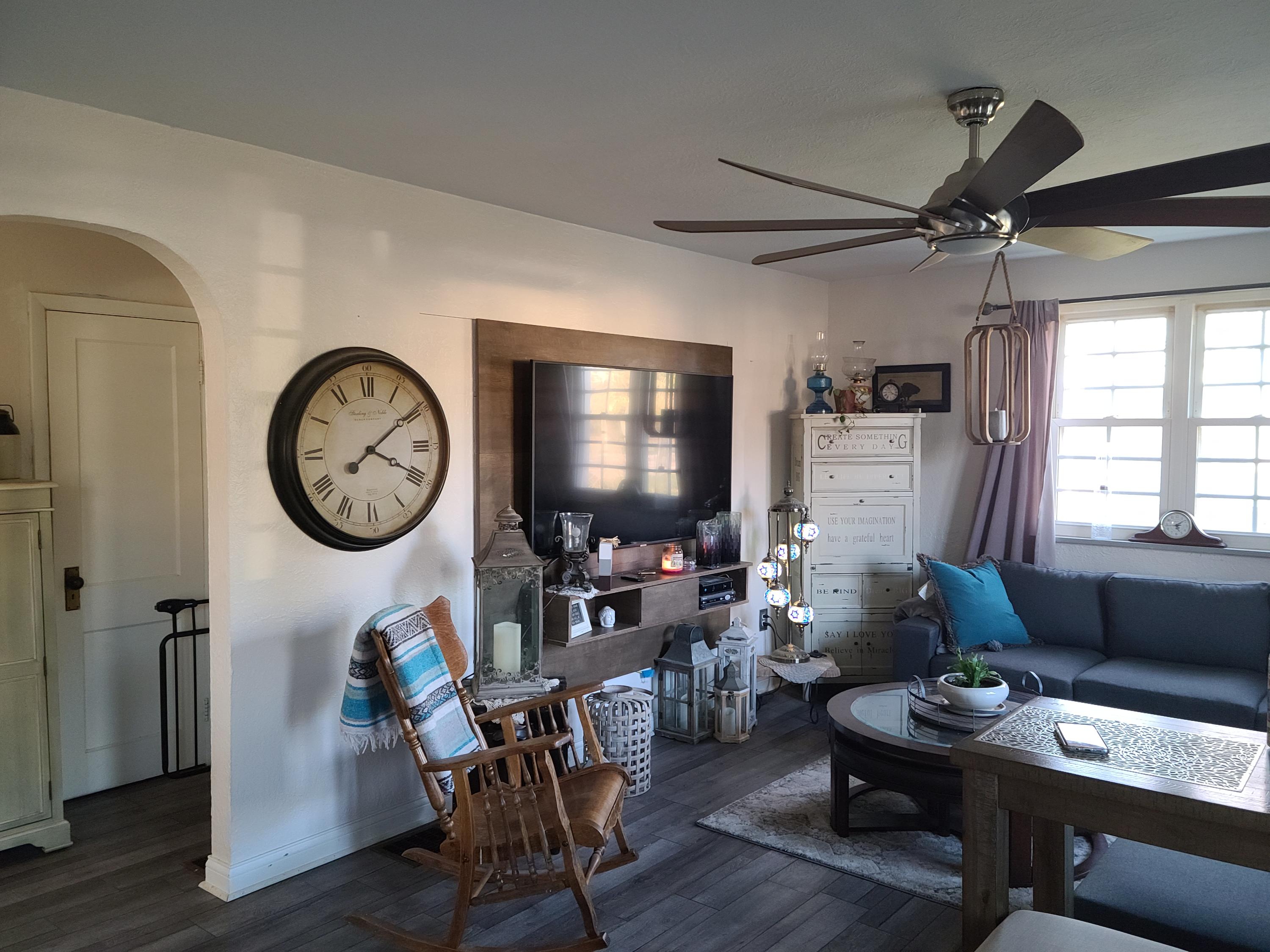 2203 Troy Road Springfield, OH 45504 - Photo 3 of 8