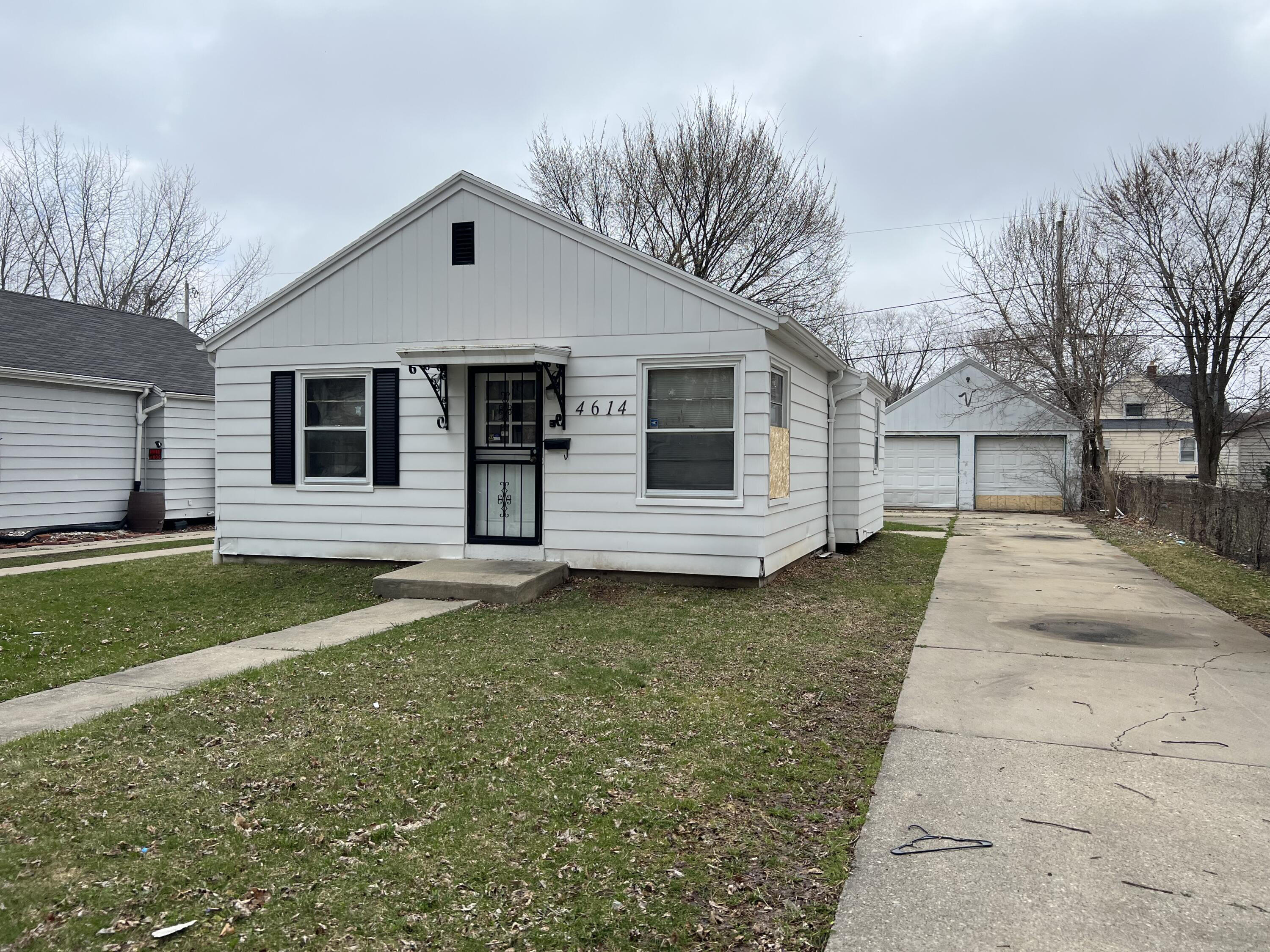 4614 North 44th Street Milwaukee, WI 53218 - Photo 1 of 18 1958197