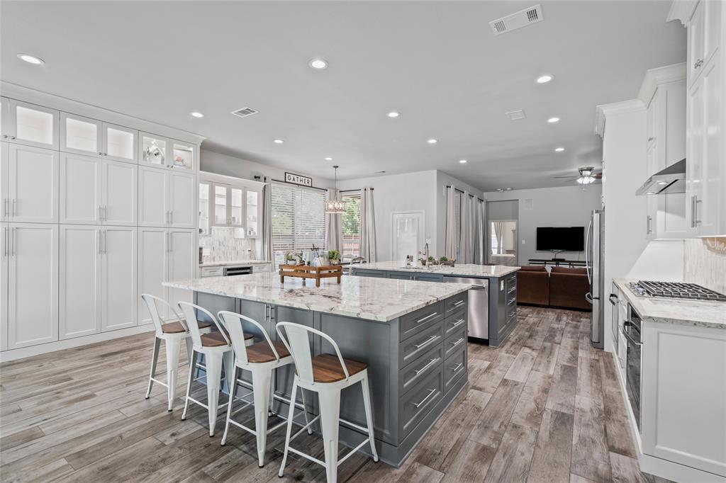 1701 Travis Court Allen, TX 75002 - Photo 1 of 1 The kitchen is beautful but also extremely functional.