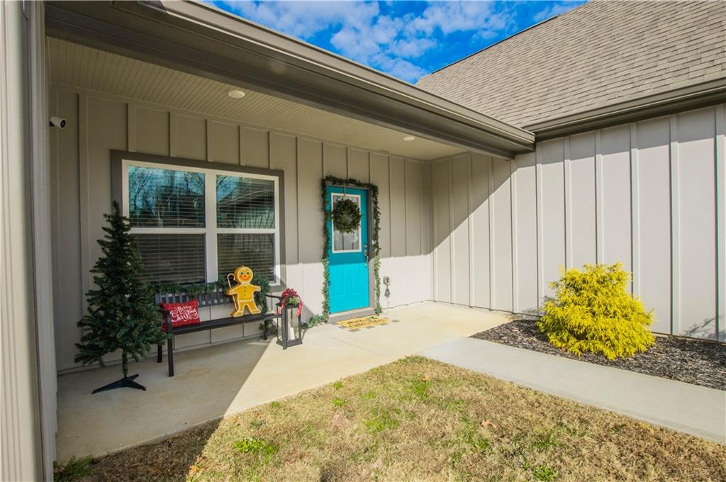 148 Chestnut Trail Commerce, GA 30529 - Photo 6 of 42