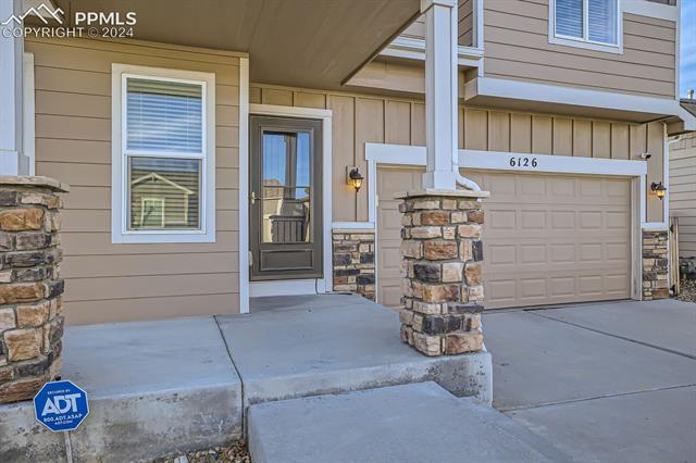 6126 Jorie Road Colorado Springs, CO 80927 - Photo 3 of 28 Gallery Image 3