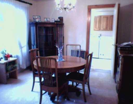 565 Freeport Road Freeport, PA 16229 - Photo 4 of 7 Dining Room.