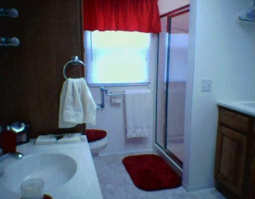 565 Freeport Road Freeport, PA 16229 - Photo 7 of 7 Master Bath/Spa.