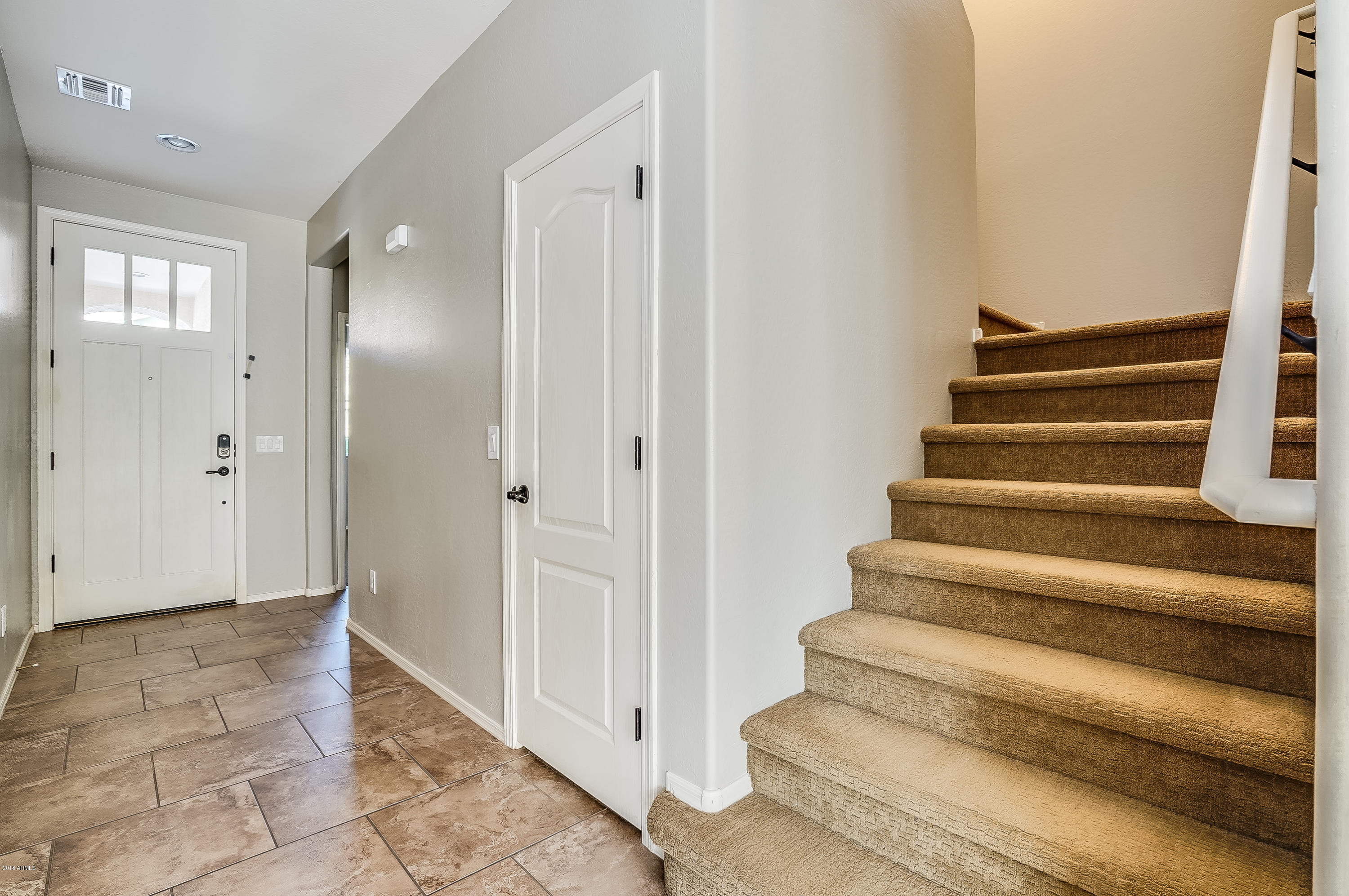 3335 East Rochelle Street Mesa, AZ 85213 - Photo 5 of 26 Rochelle-7