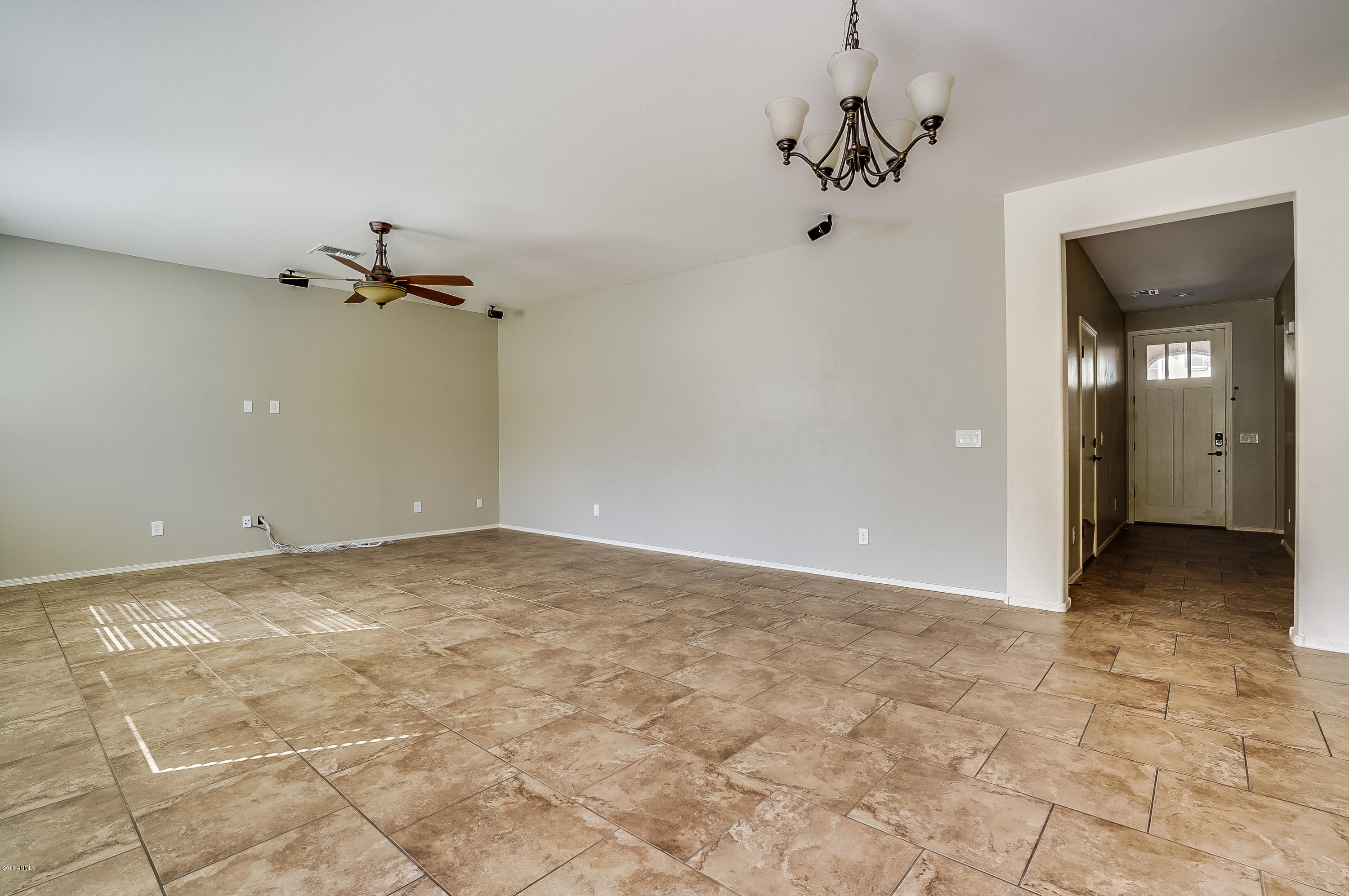 3335 East Rochelle Street Mesa, AZ 85213 - Photo 7 of 26 Rochelle-9