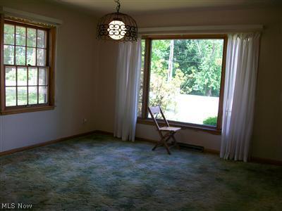 1139 North Road Northeast Warren, OH 44483 - Photo 8 of 13 Gallery Image 8