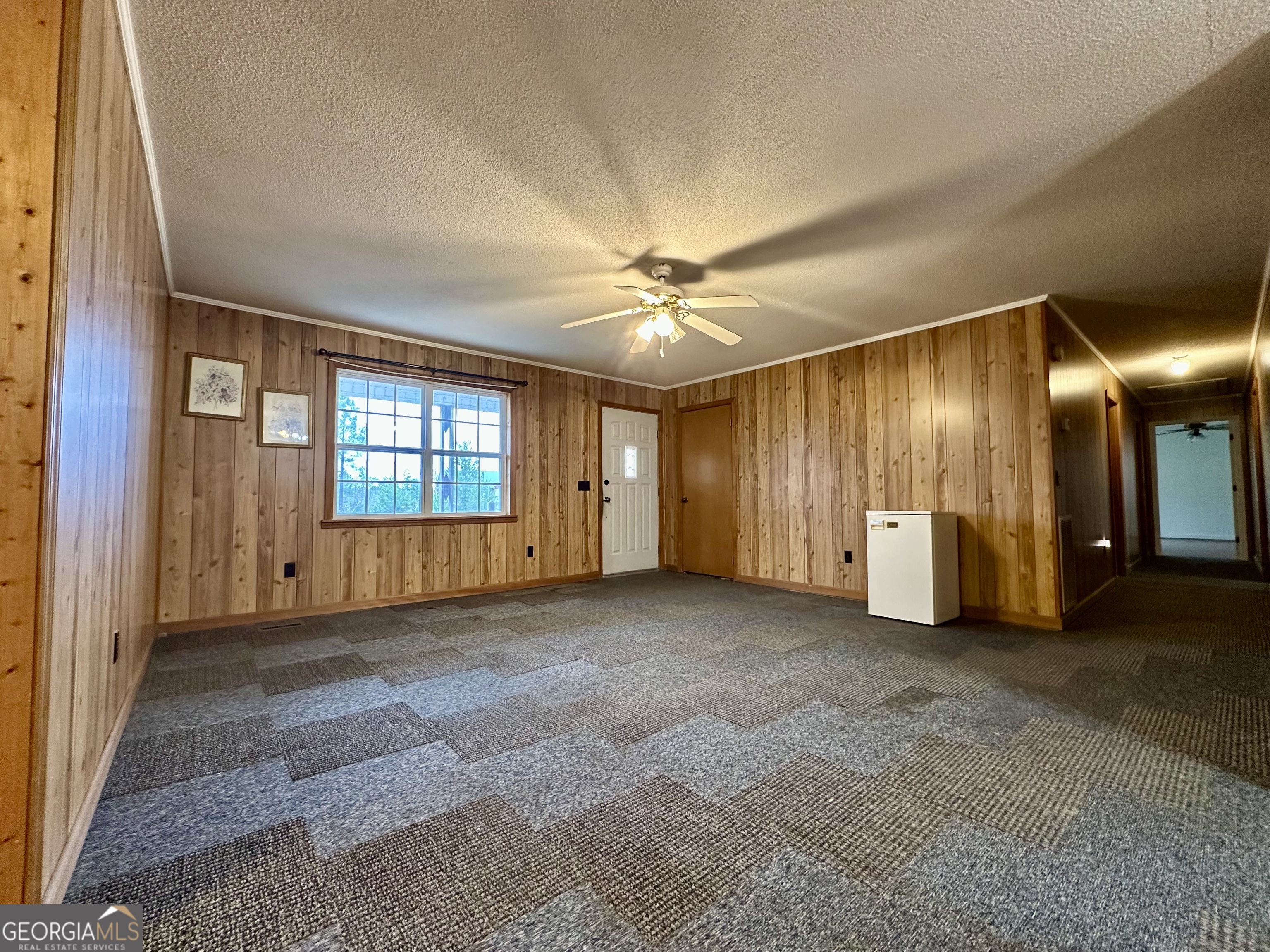 74 Community Church Road McRae-Helena, GA 31037 - Photo 15 of 24 an empty room with windows and cabinet