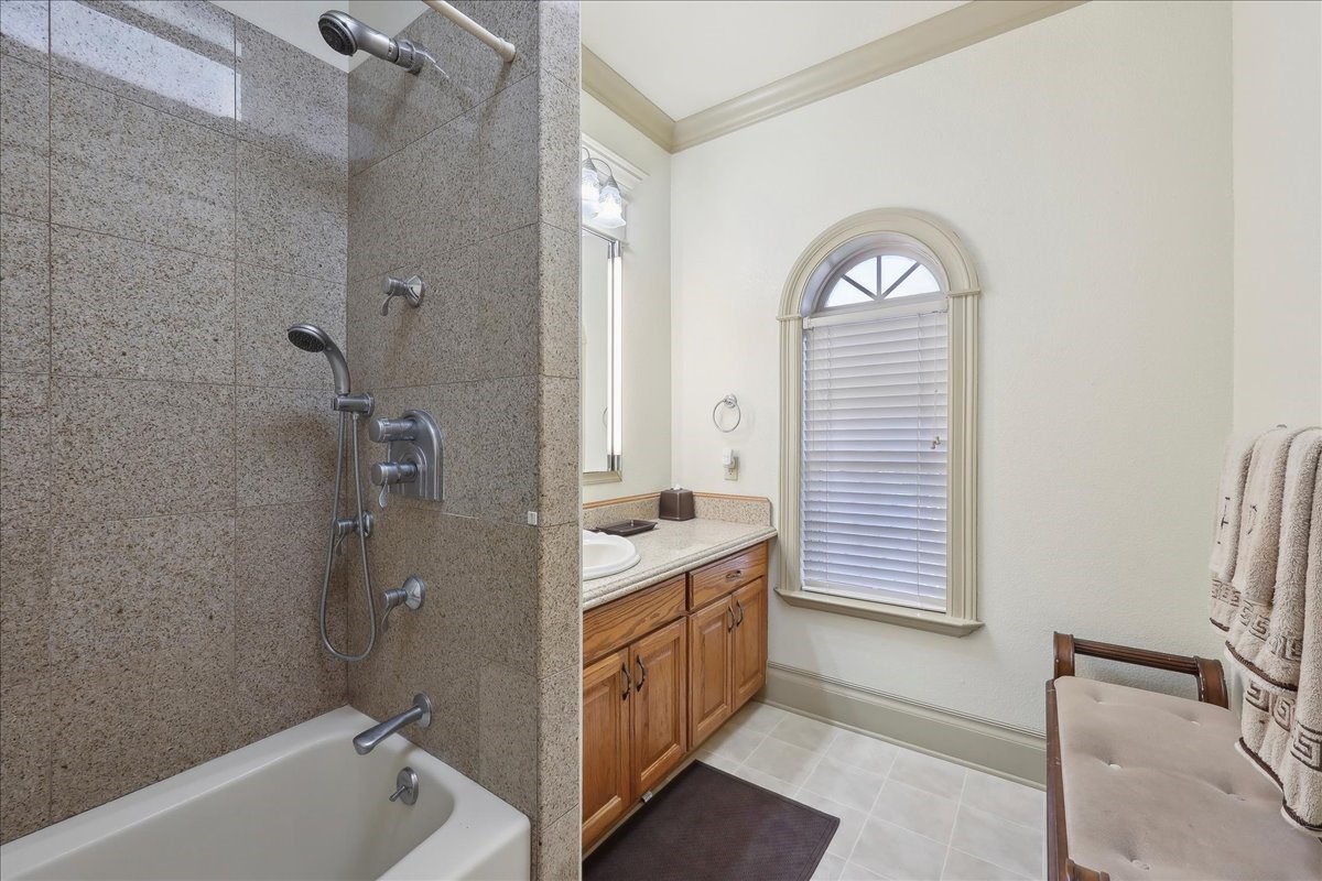 7510 Shadow Creek Beaumont, TX 77707 - Photo 33 of 48