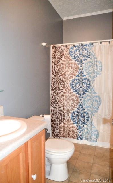631 Hidden View Loop Marion, NC 28752 - Photo 3 of 18 Gallery Image 3