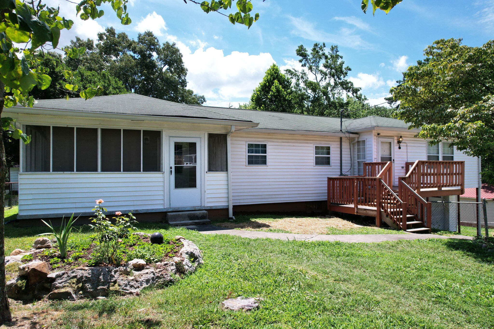 1-web-or-mls-DJI_0858