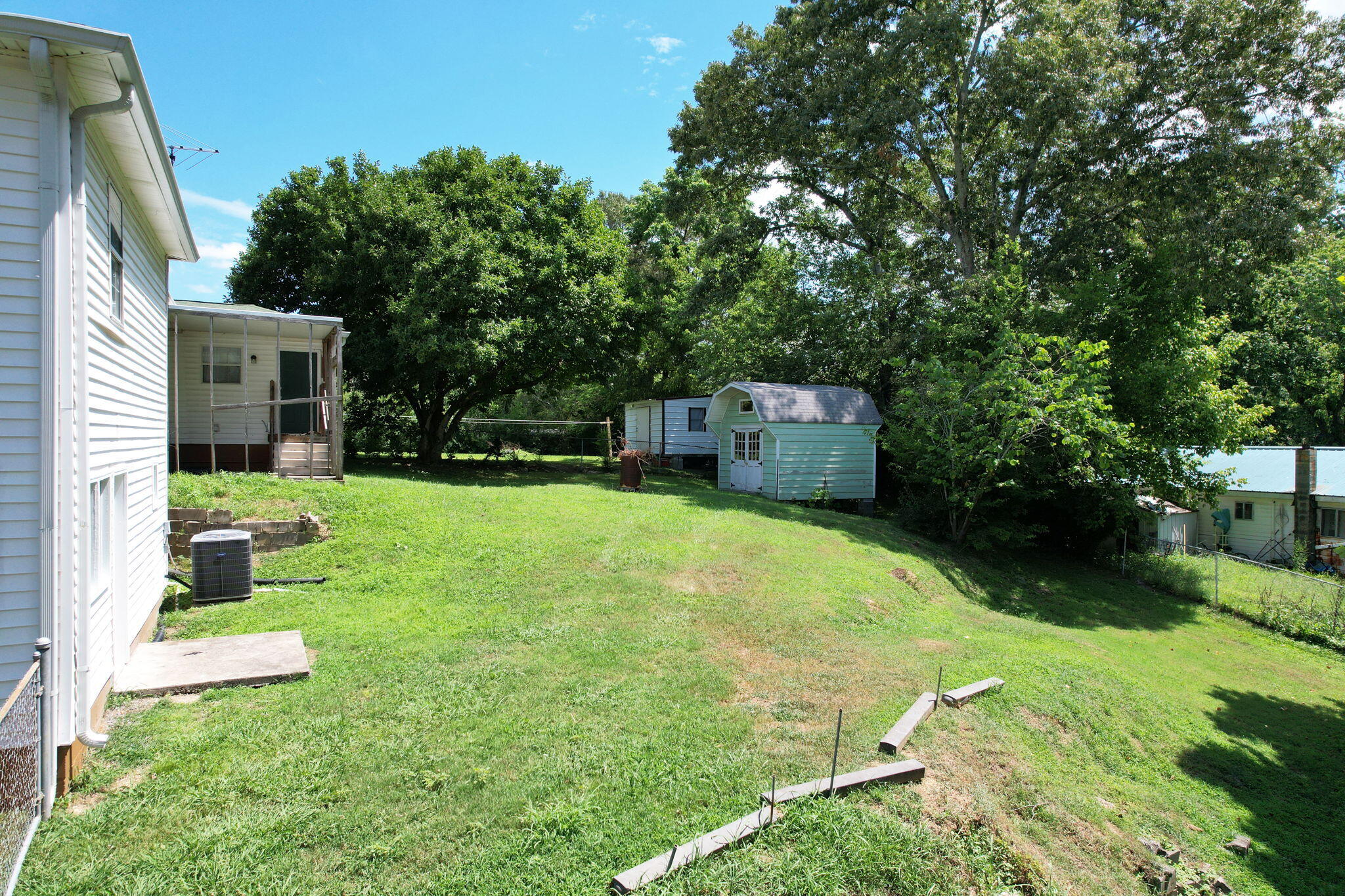 7-web-or-mls-DJI_0861