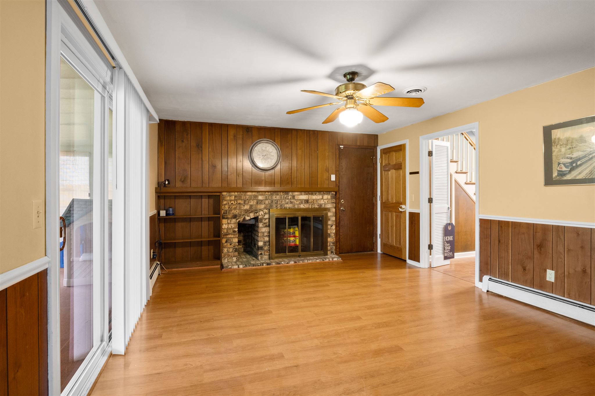 7526 Hope Farm Road Fort Wayne, IN 46815 - Photo 4 of 33 Gallery Image 4
